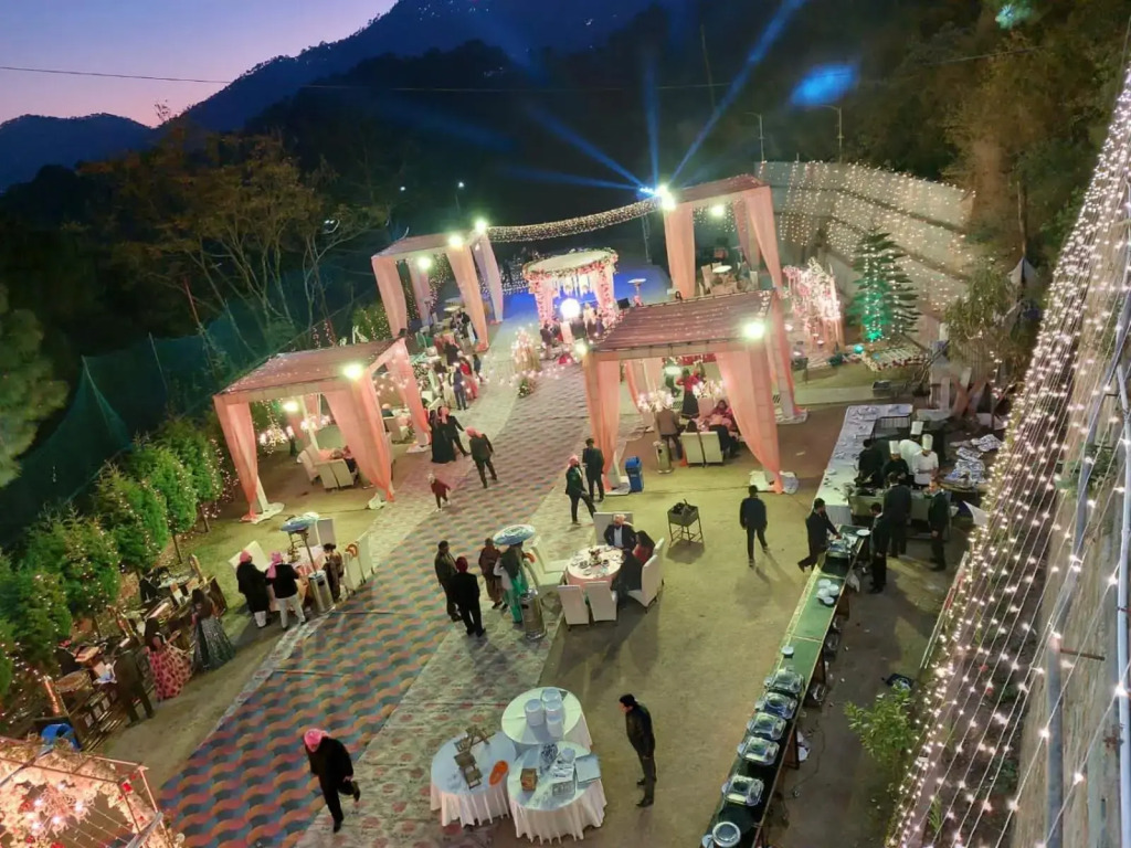 Wood Creek Resort & Spa Kasauli
