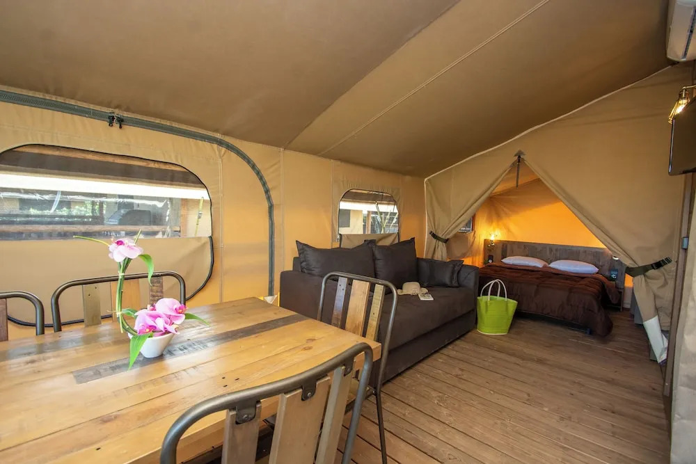 Camping Le Moulin des Iscles