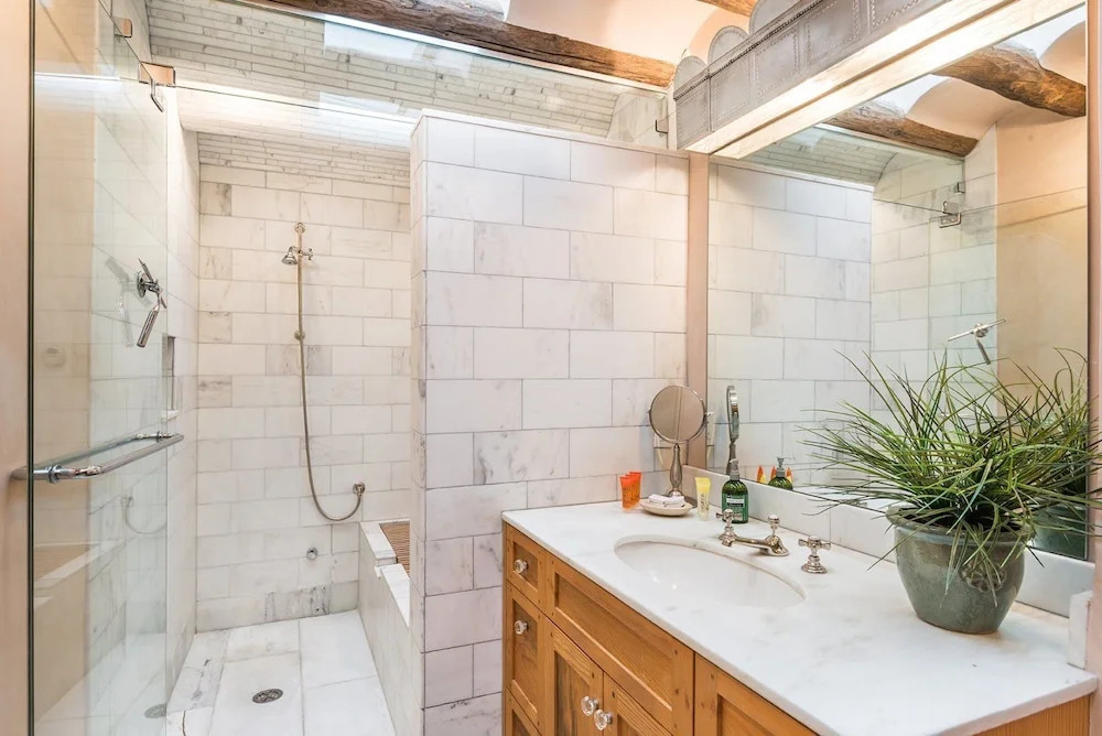 Corazon - Historic Luxury, Just Blocks to the Plaza, Excellent Outdoor Space