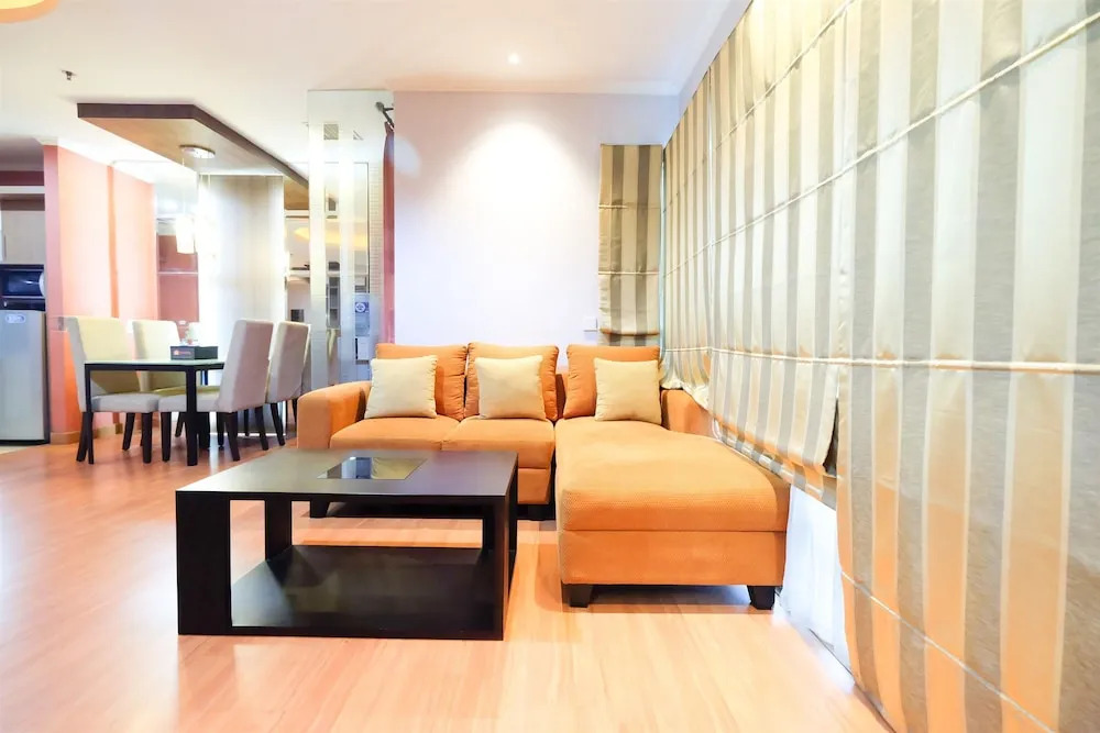 Cozy and Comfy Sahid Sudirman Residence Karet Apartement