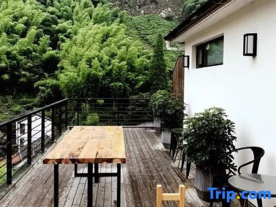 Yunqi Longshan Hostel