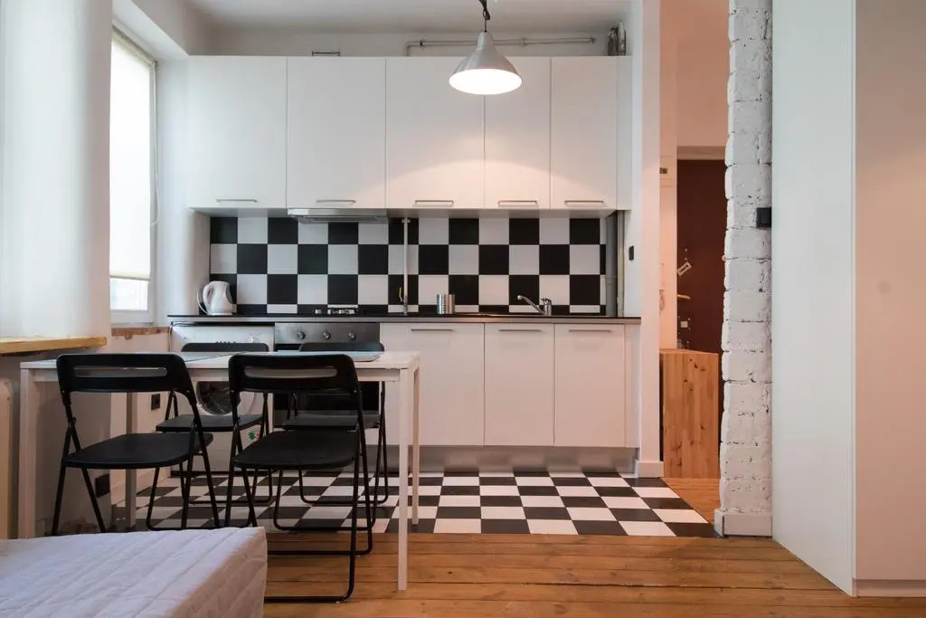 Bizzi LuxProchnika Studio