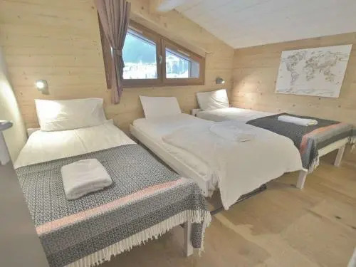 House Chalet très haut standing 9-10 pers, proche des pistes!