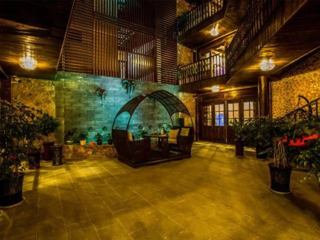 Minguo Memory Oufan Hotel