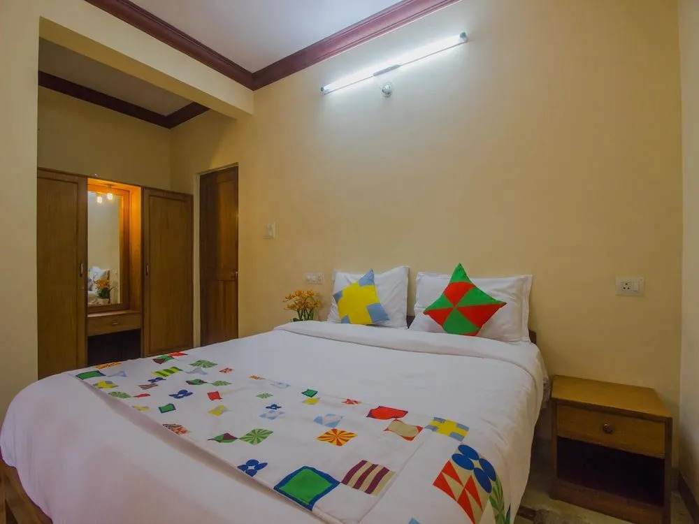 OYO 17114 Home Elegant Studio Candolim Beach