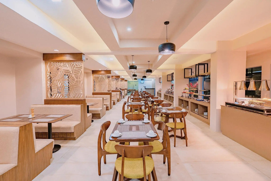 Boracay Ocean Club Beach Resort