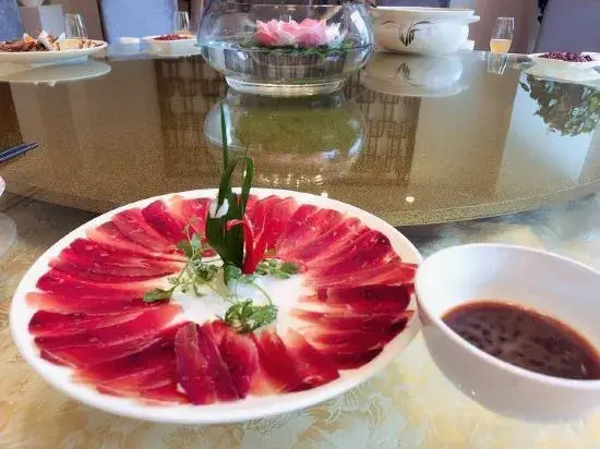 Yulongwan Hotel