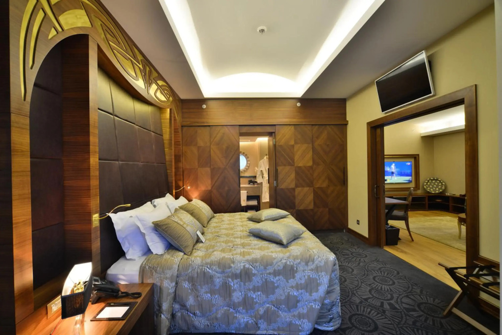 Warwick Ankara
