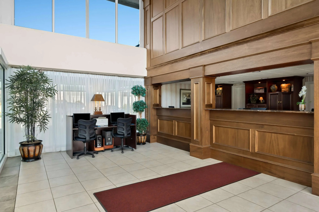 Brandywine Valley Inn SureStay Plus by Best Western