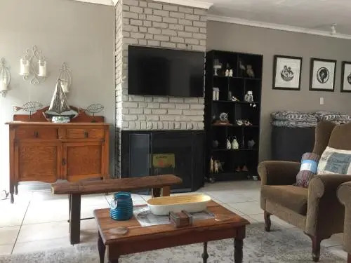 80onBenade, 2 bedroom units