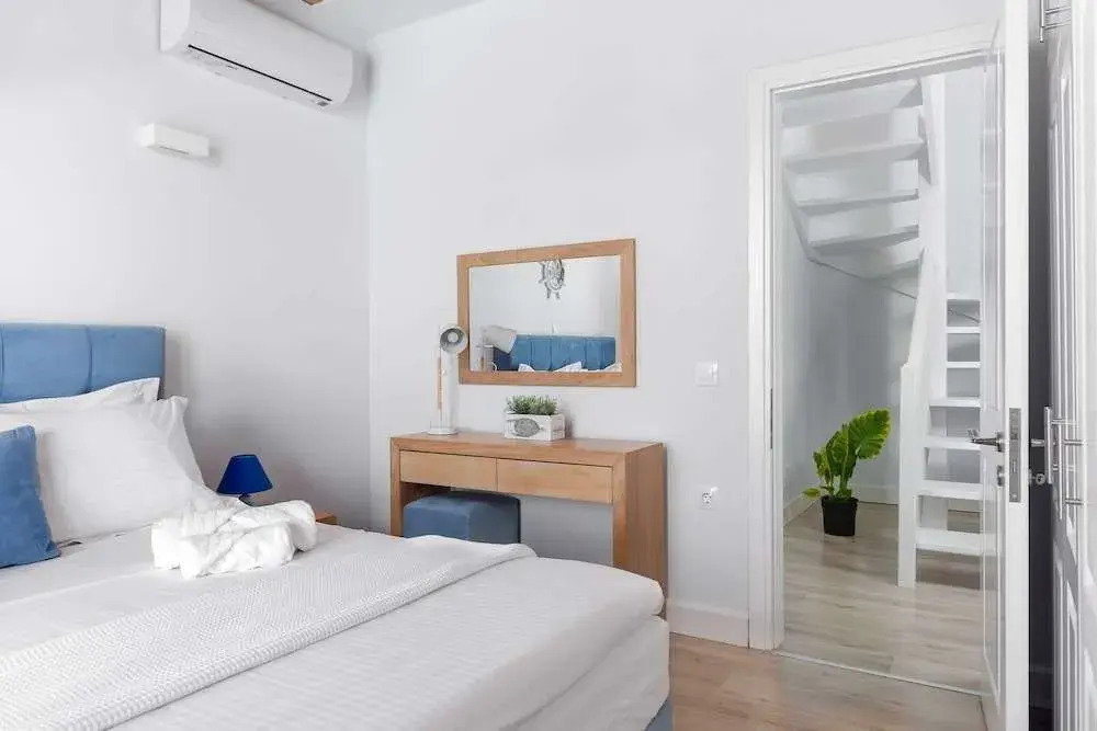 Reiki Luxury Villas