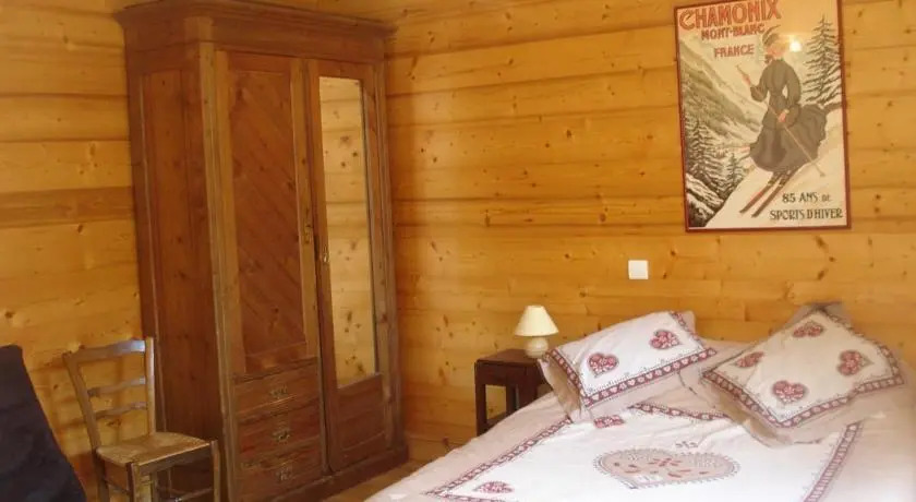 Chalet Rose