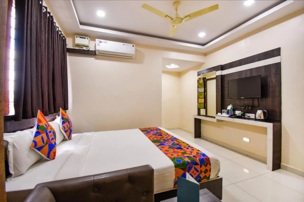 FabHotel Rotano Suites - Yelahanka