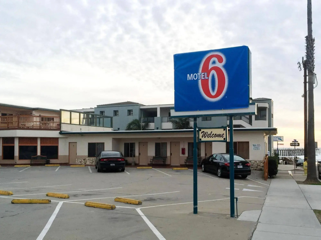 Main & Salt