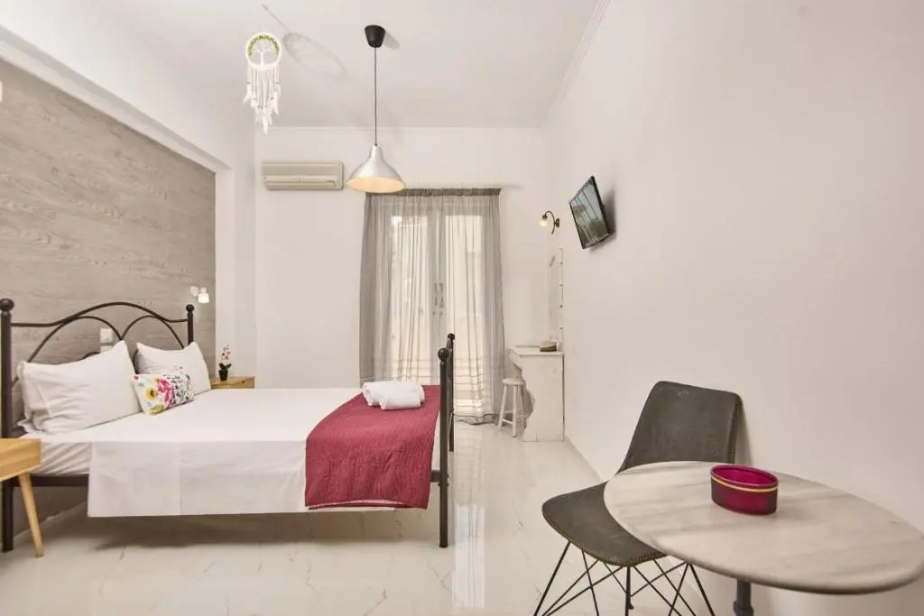 Ostria Apartments
