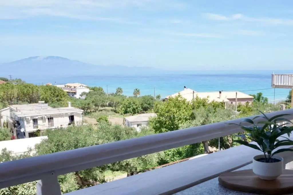 Sea View Studio at Xenios Avlais