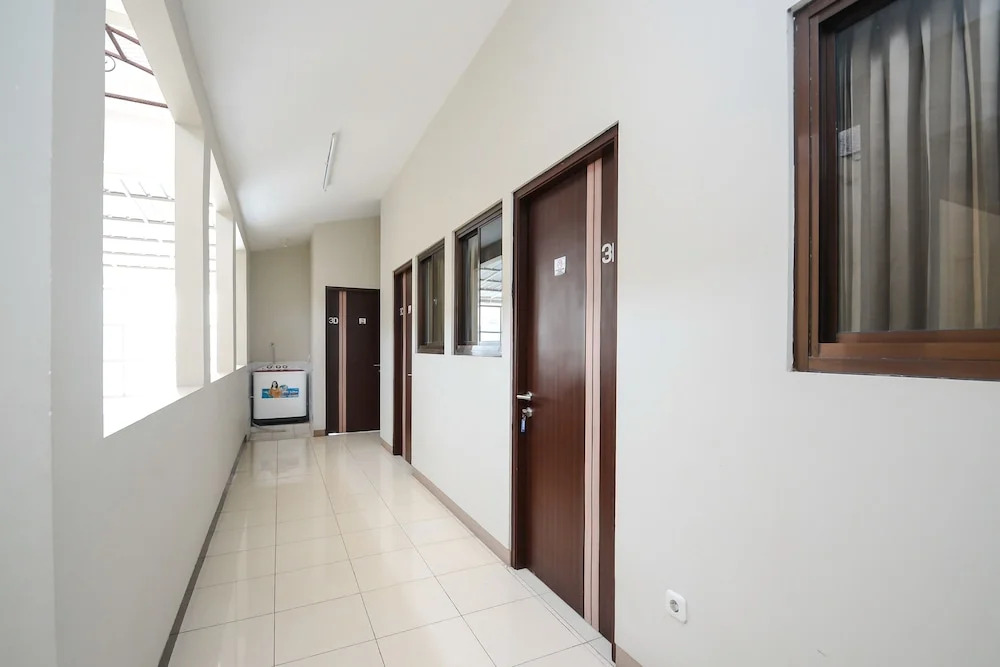 Airy Eco Miroto Seteran Serut Semarang