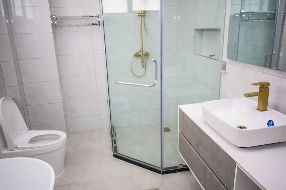 Lux Suites Royal Oaks Residency