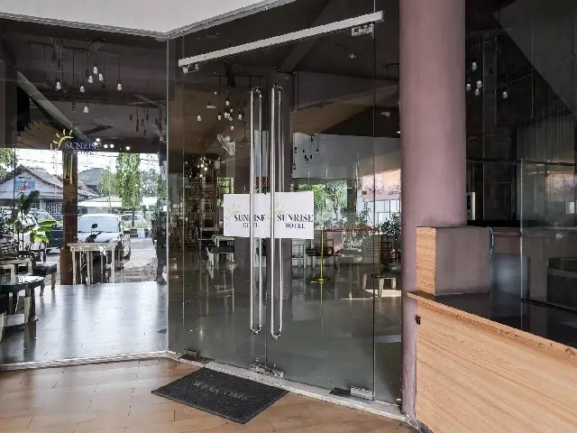 RedDoorz Plus at Sunrise Hotel Sanur