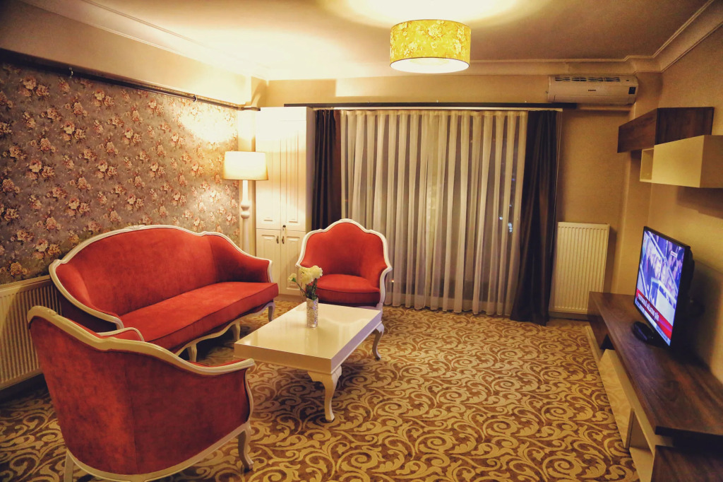 My Suit Residence