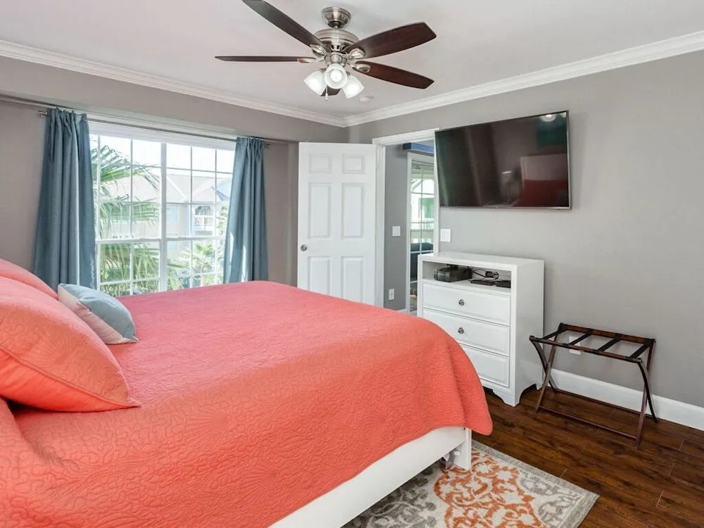 7000 Seawall Blvd Condo Unit 336 by RedAwning