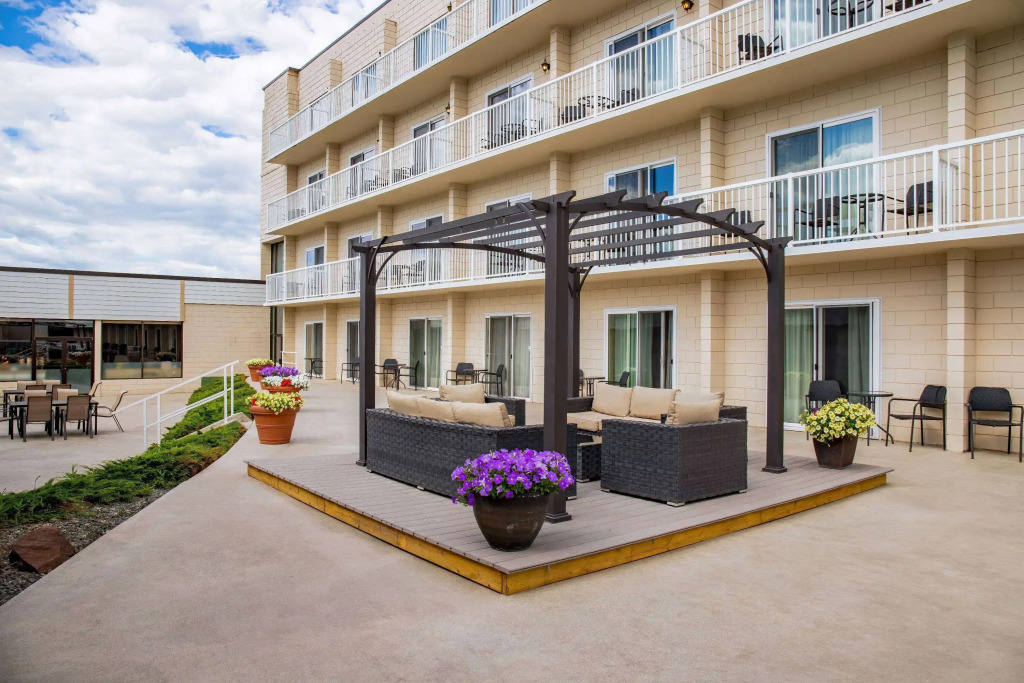 Days Inn by Wyndham Cranbrook Conference Centre