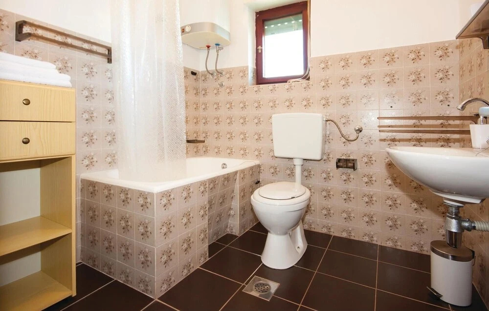 Nice Home in Sibenik With Wifi and 1 Bedrooms