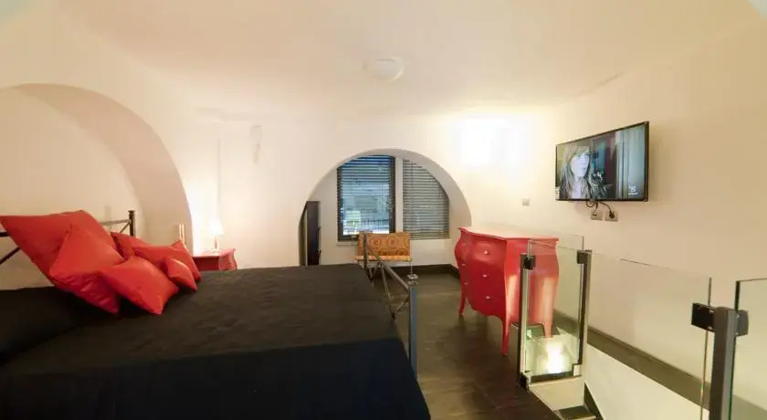Cromatico Art House