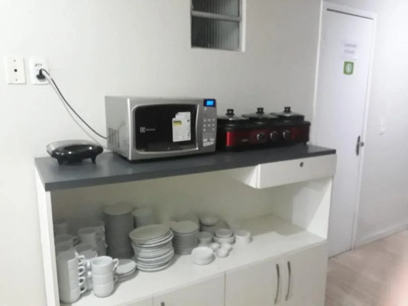 Praia dos Amores Hostel