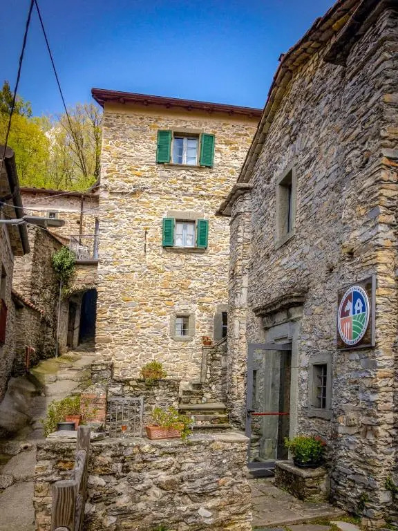 Agriturismo Casa Turchetti -Nature & Pool & Relax tra Lunigiana, Nord Toscana e Cinque Terre