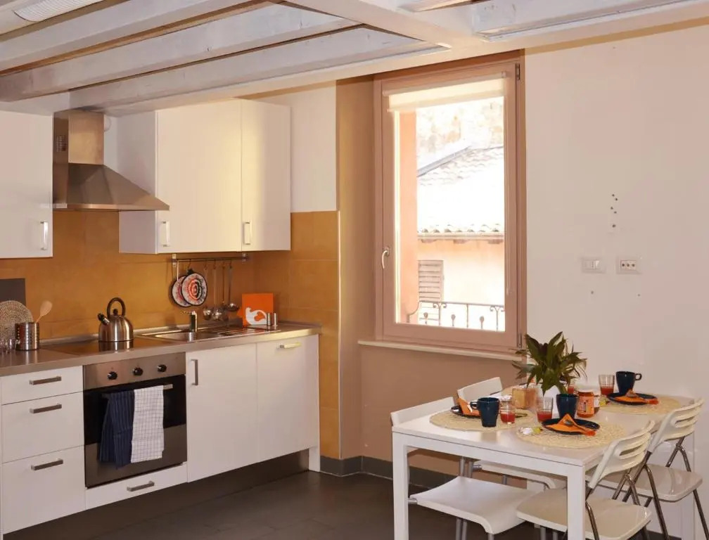 Niki O. Apartments