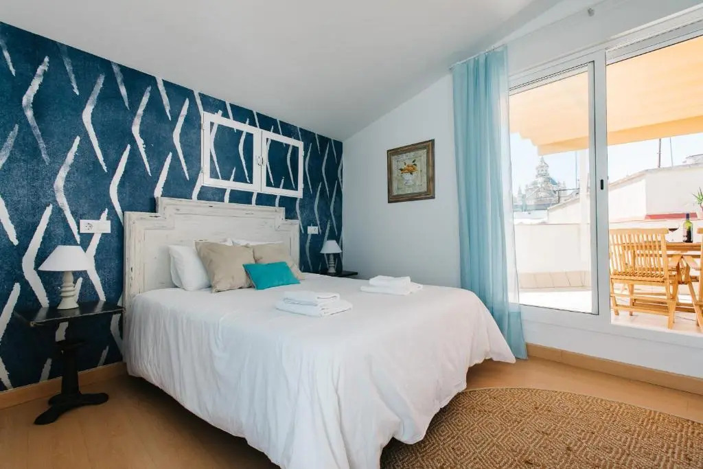Hostly Acetres 2A-Penthouse in City Center-Fibre-Parking Opt