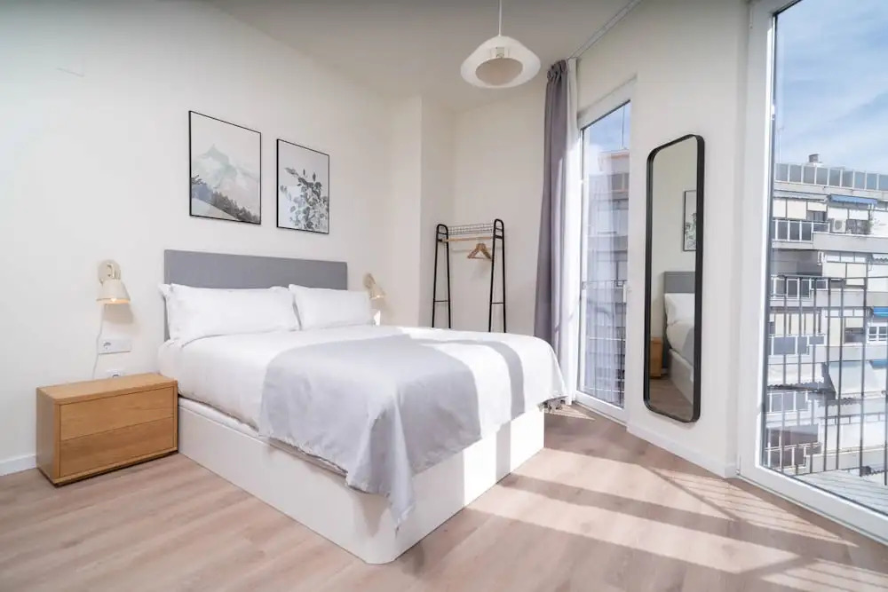 Limehome Valencia Carrer de Sant Jacint