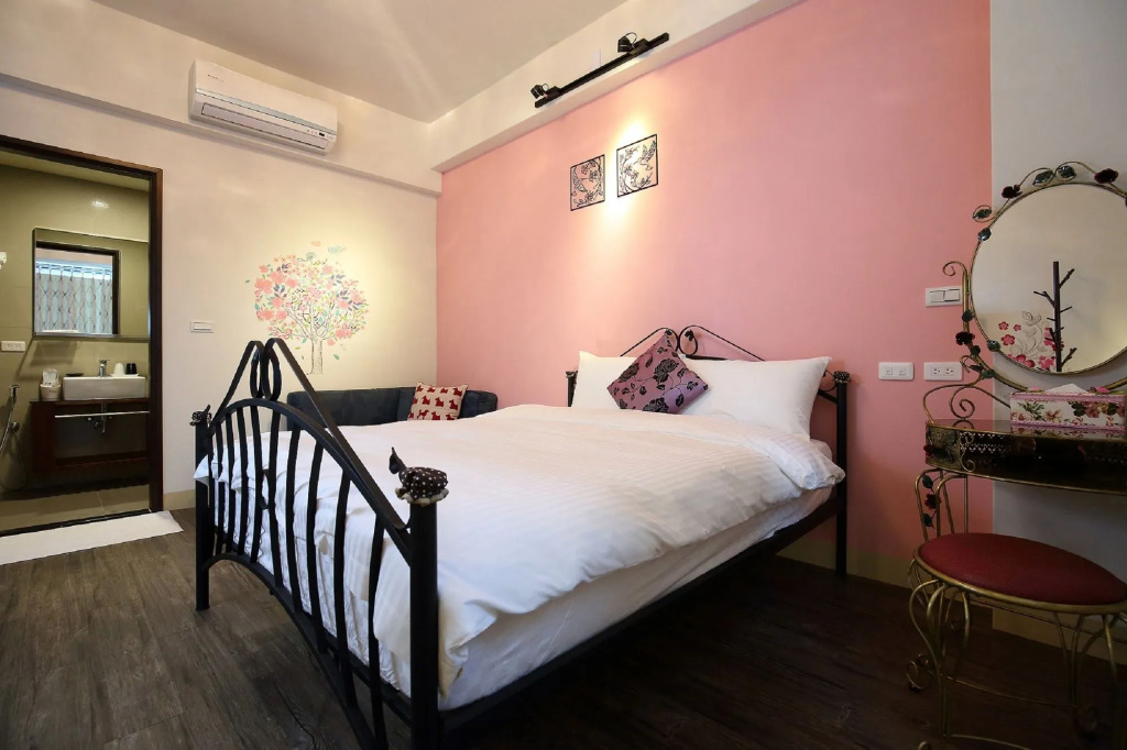 Dear Bed and Breakfast