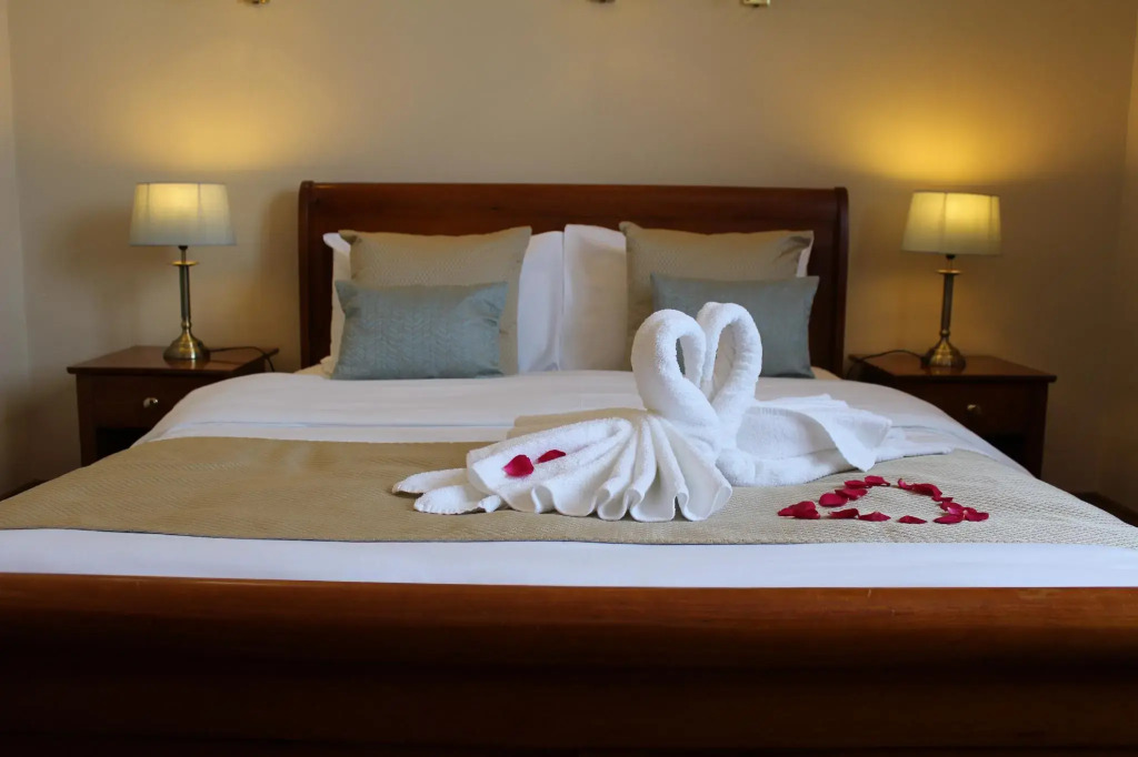 Uppercross House Hotel