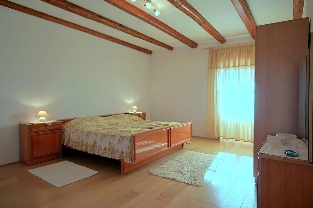 Apartments Silvano Radosi
