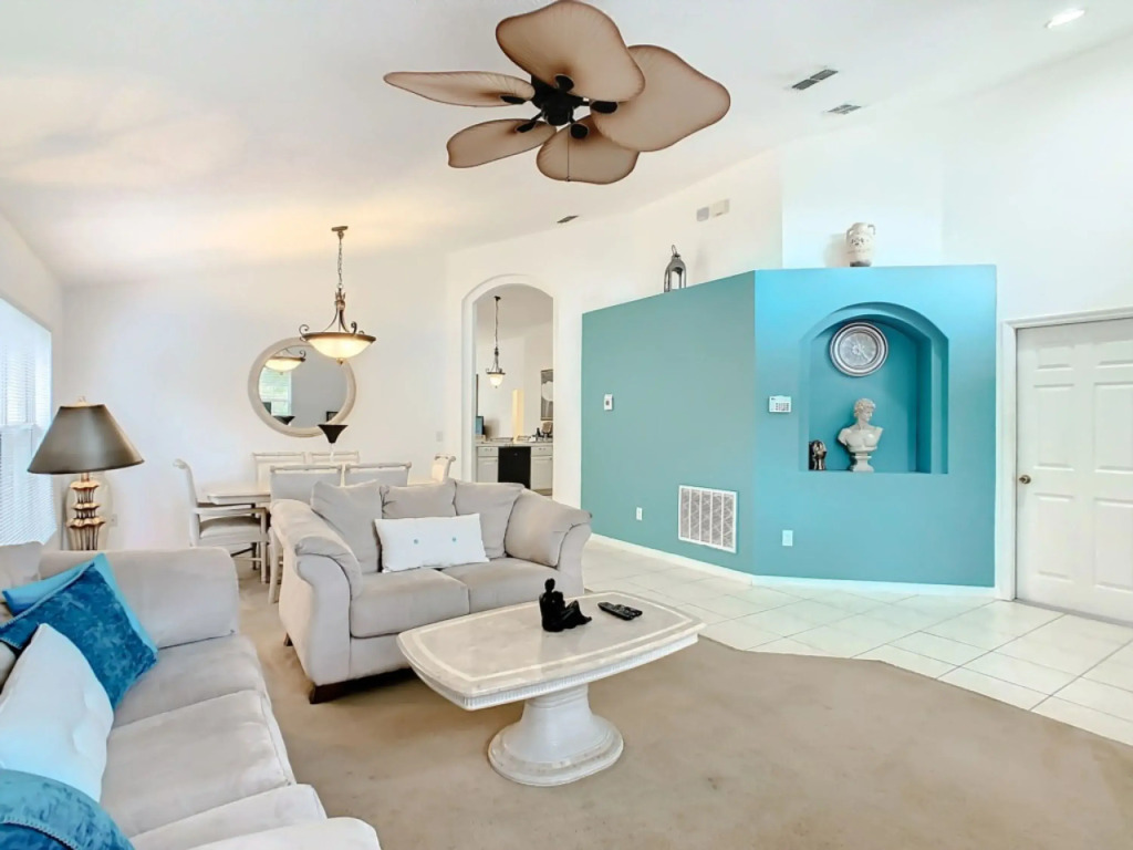 910 Seasons Blvd in Kissimmee, Kissimmee