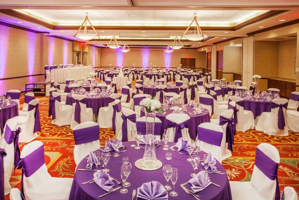 Crowne Plaza Milwaukee West