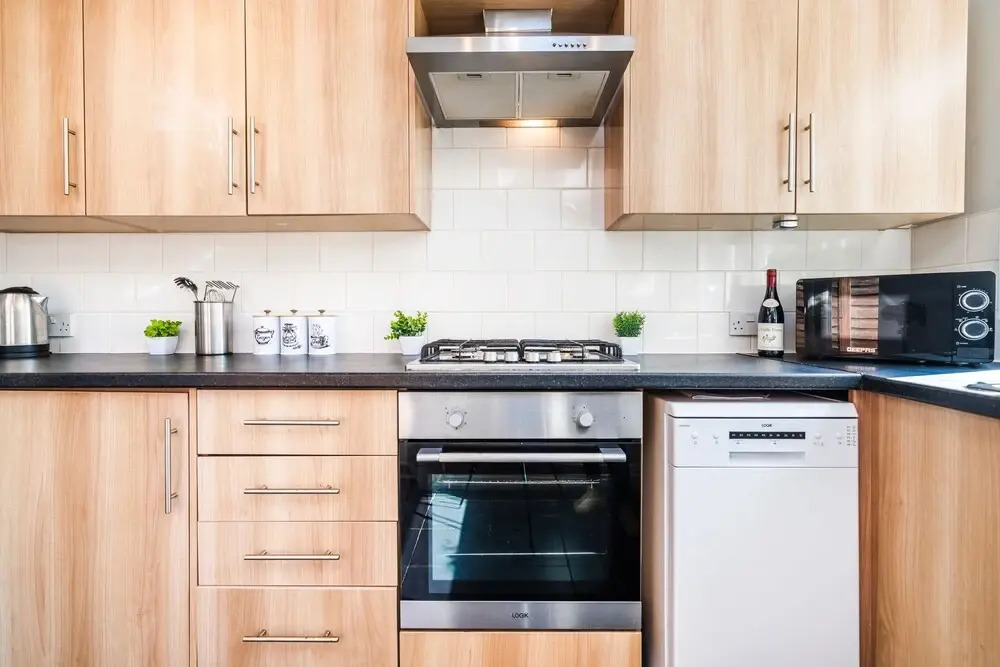 Cosy 4-bed - Sleeps 7, Garden & Pet-friendly