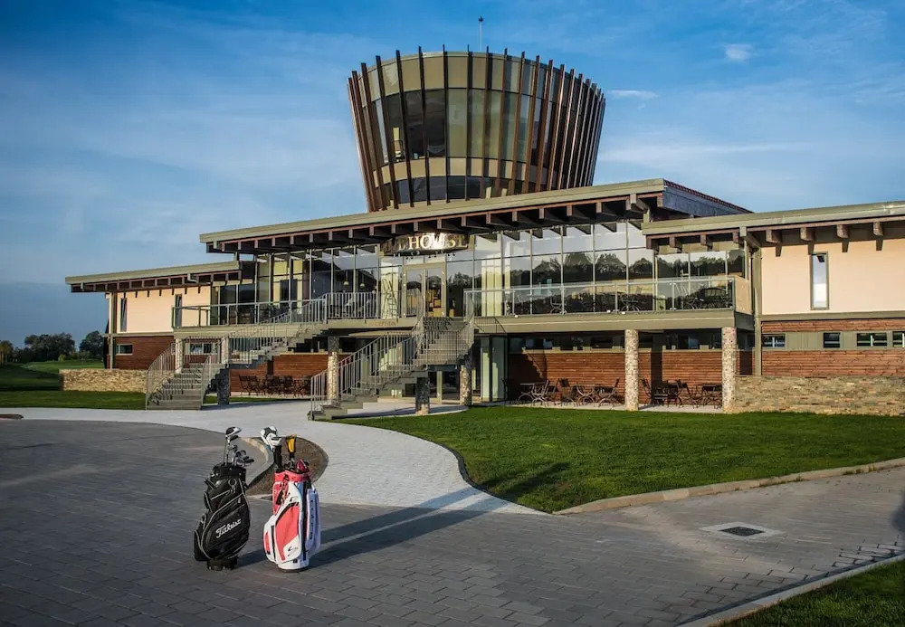 Theodora Golf Club