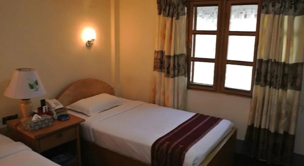 Grand Empire Hotel