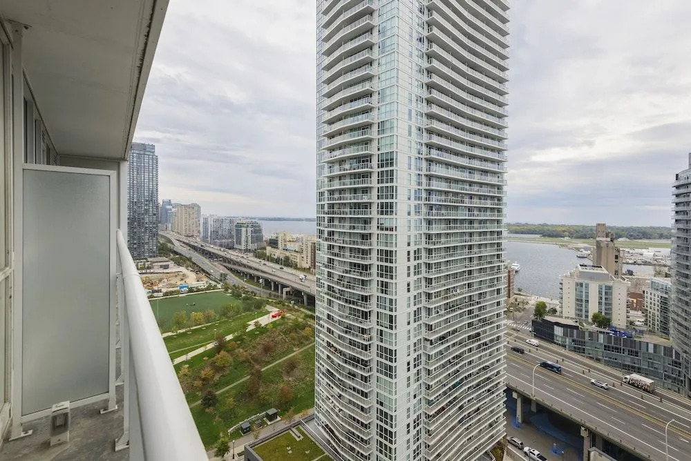 Diamond Vacation Homes - City Place