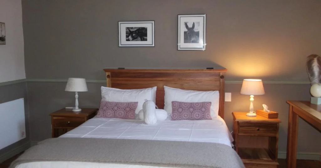 HouseMartin Lodge & Self Catering
