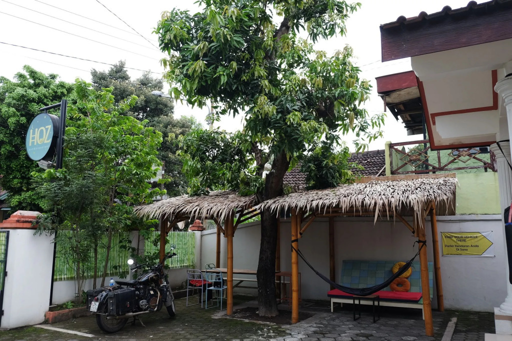 HOZ Bed and Breakfast - Hostel