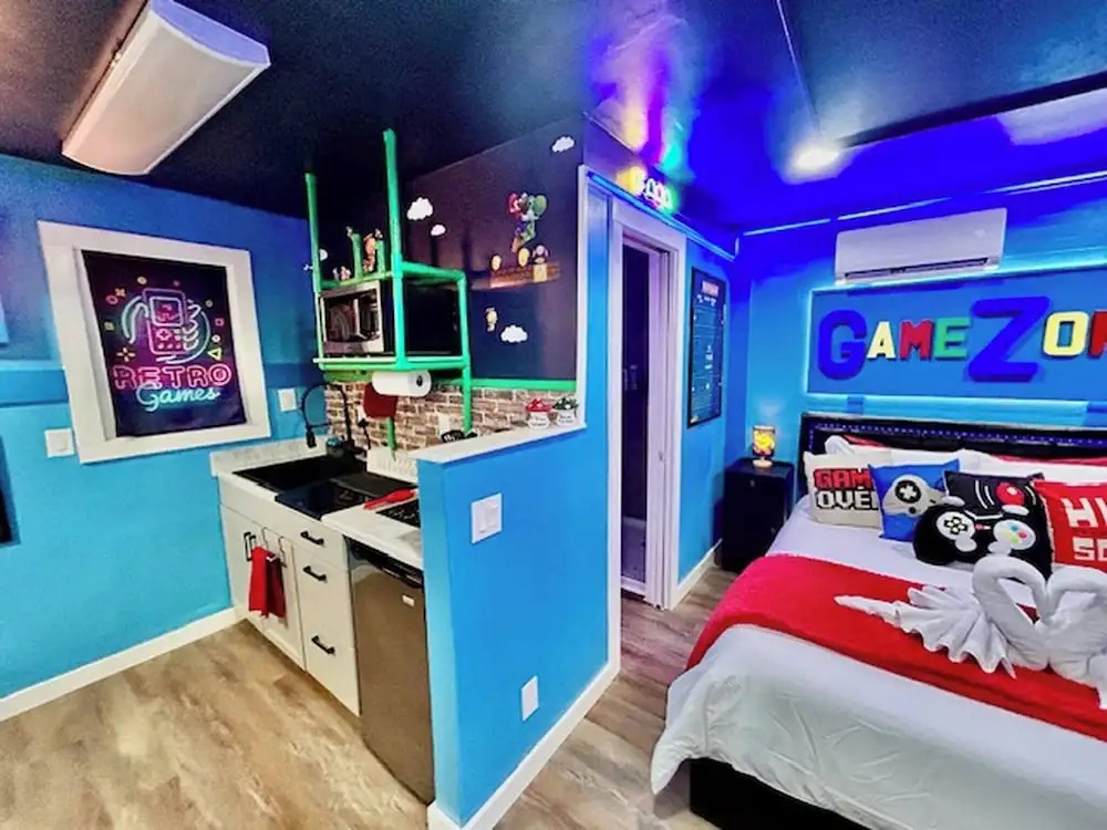 Gamezone With Pacma Arcade, Wifi, Free Parking