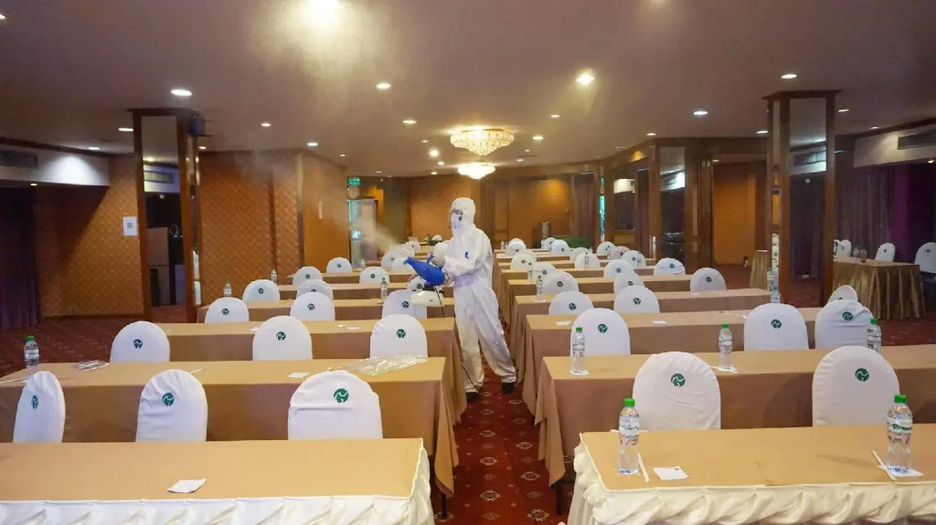 Viang Tak Riverside Hotel