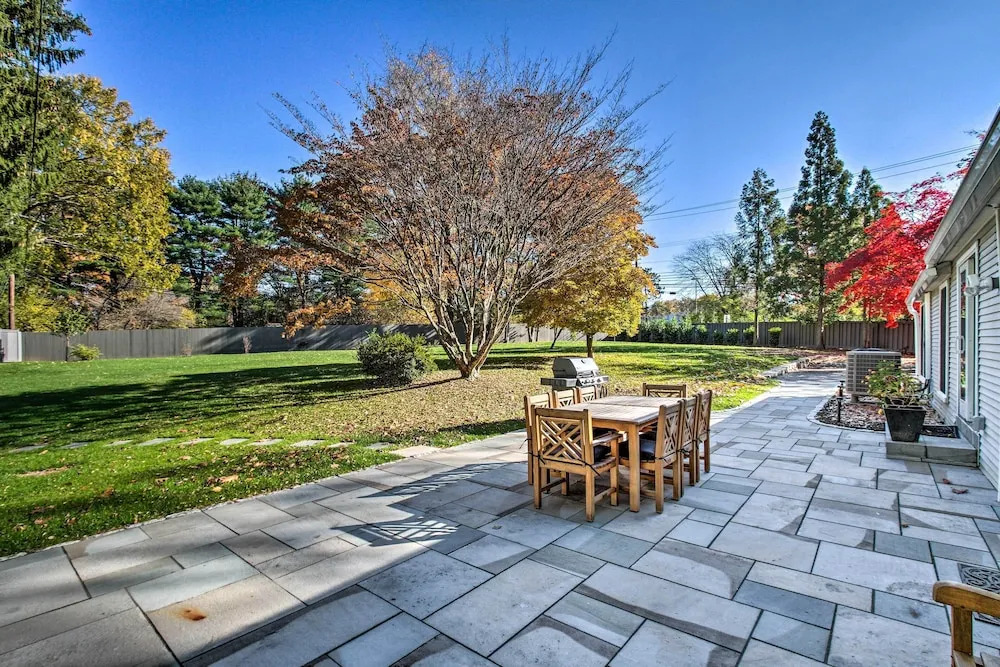 Near Philly & PGA Champ! Inviting Home w/ Yard