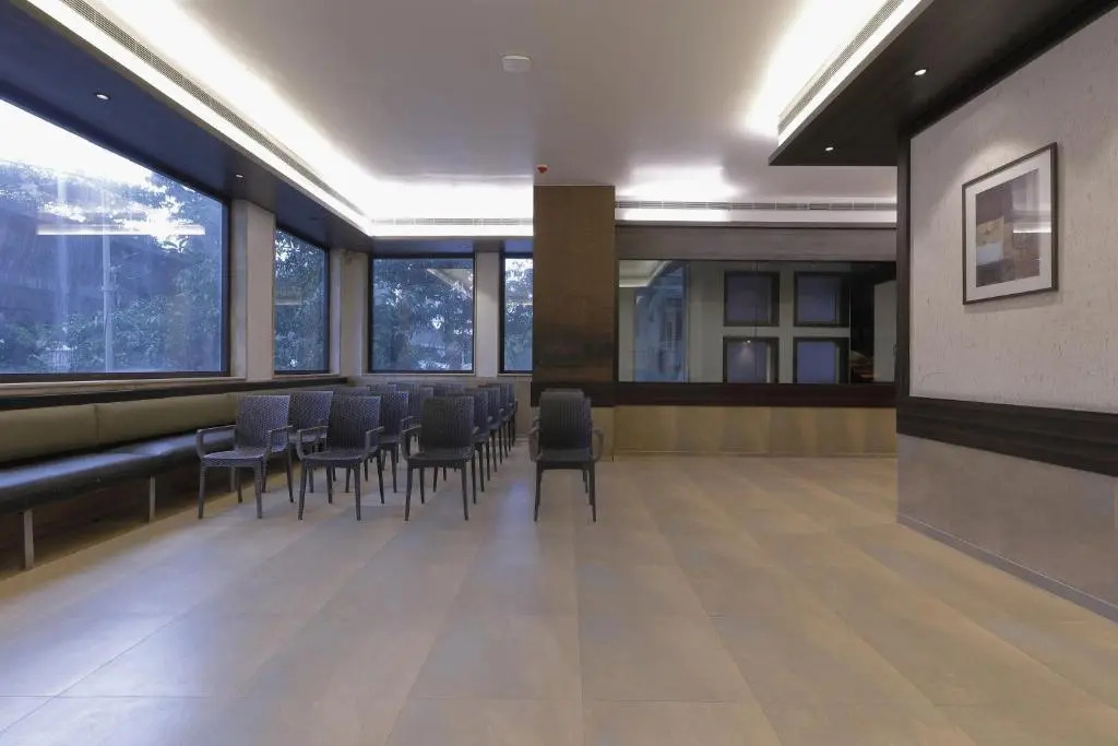 Hotel Ariana Residency