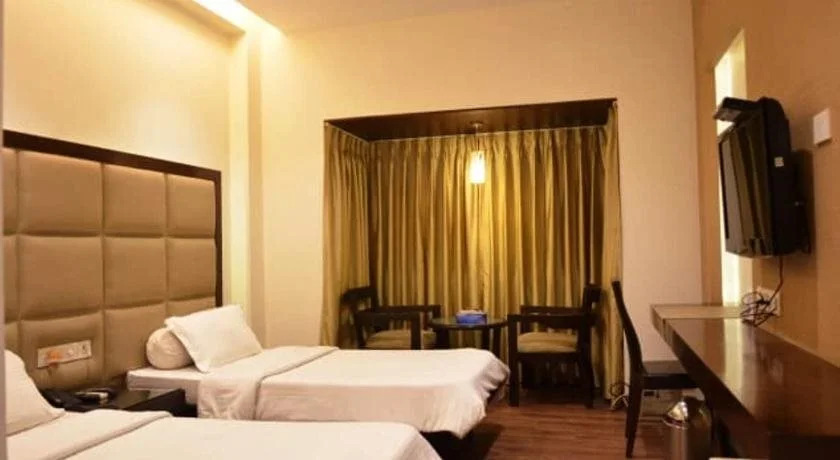 Vipul Grand