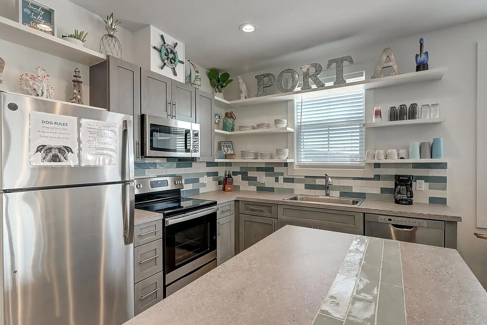 5 Oclock Chateau Mv2d 3 Bedroom Condo by Redawning